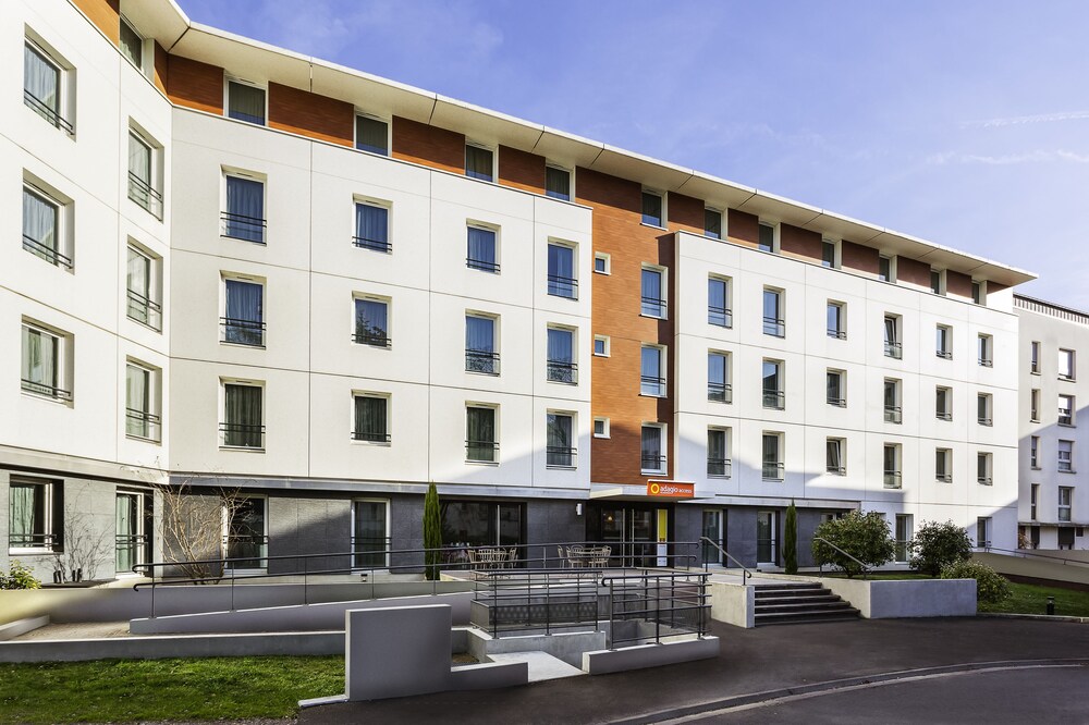 Adagio Access Orleans 47/56