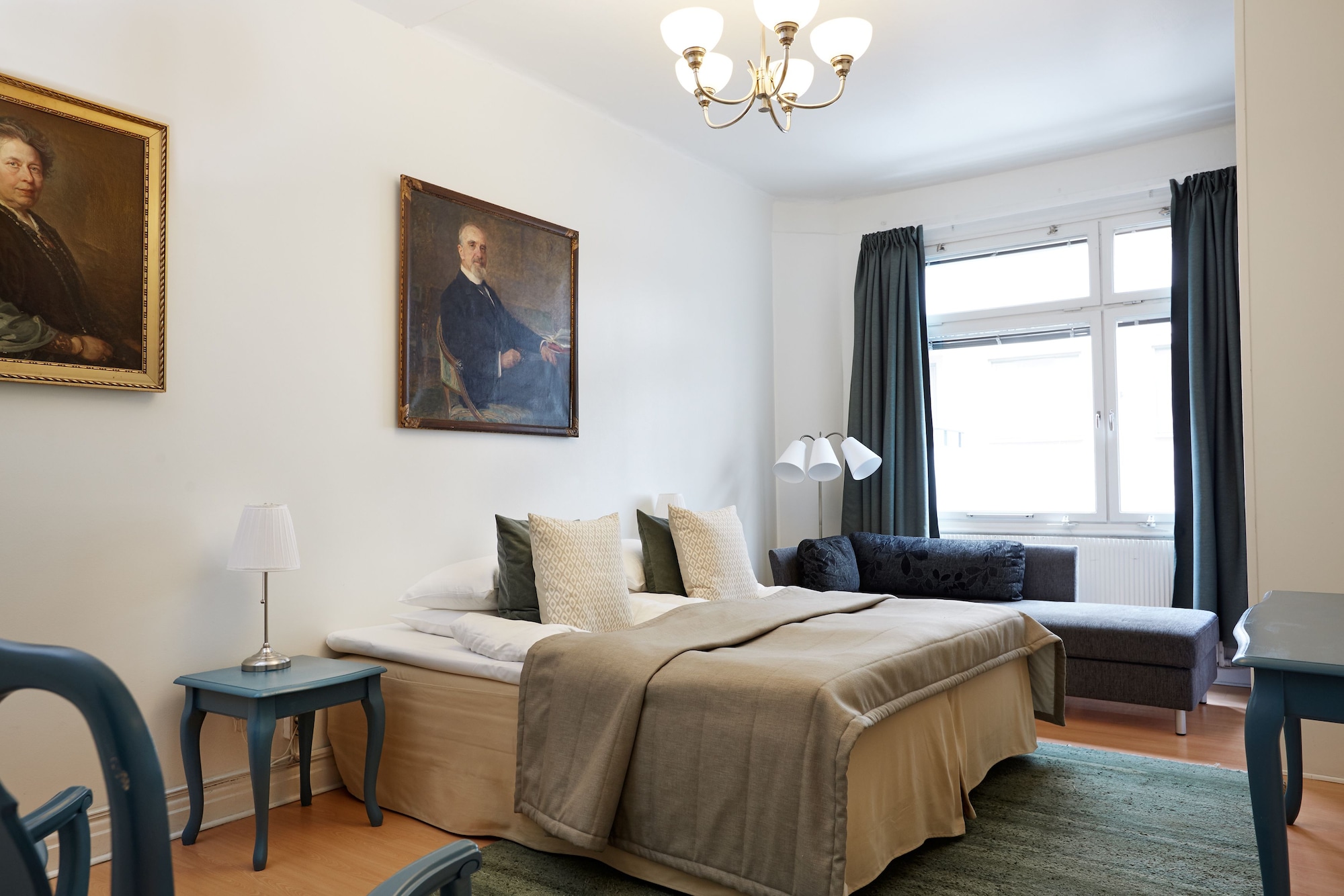 غرفة ثلاثية بسريرين منفصلين بحمام مشترك مع أريكة، Hotel Hornsgatan 3/10