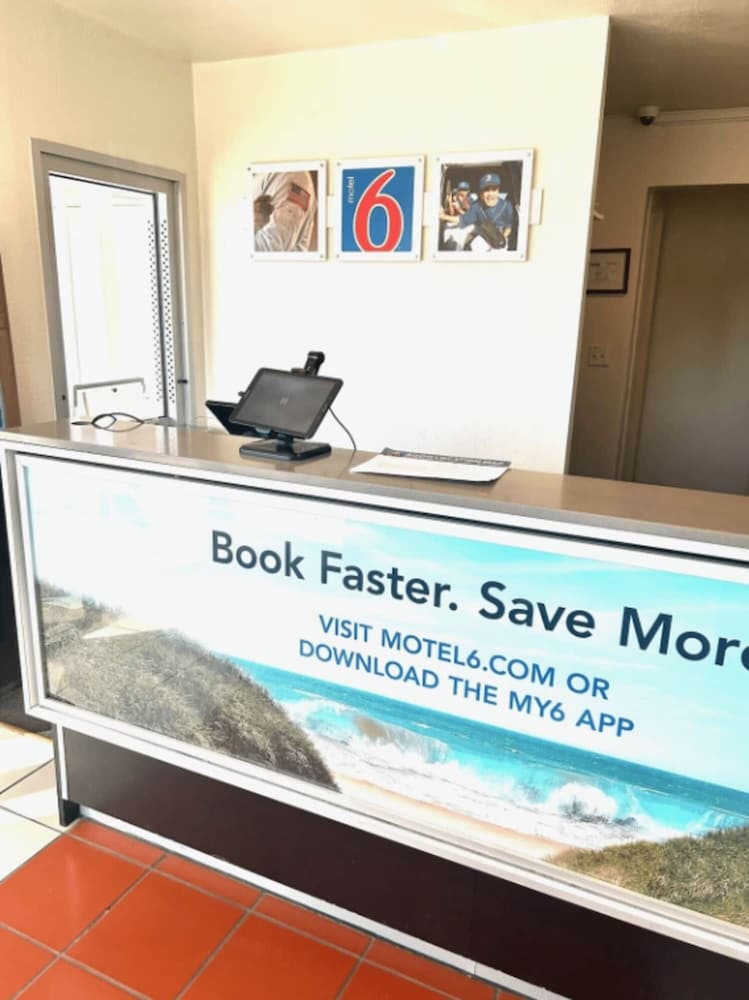 Motel6 Goleta, CA - Santa Barbara 14/57