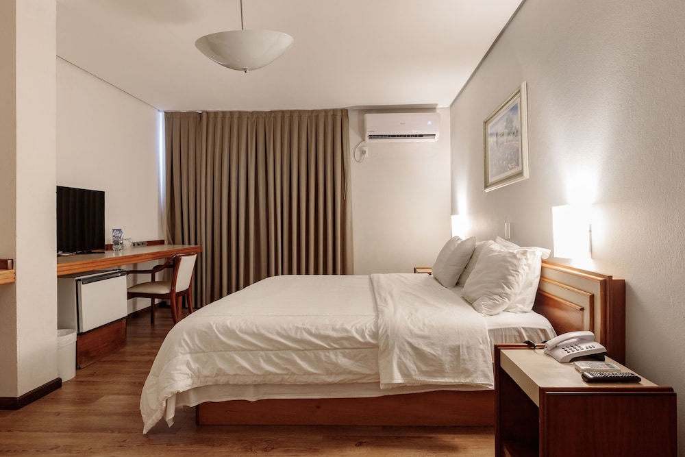 Monthez Hotel & Eventos 15/65