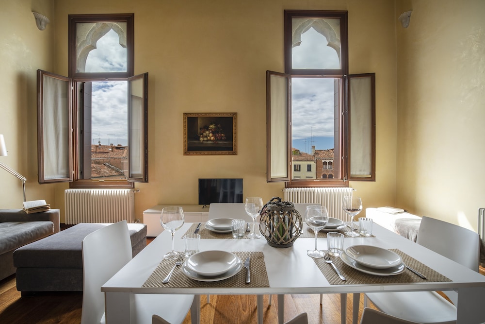 Doge Morosini Palace 32/50