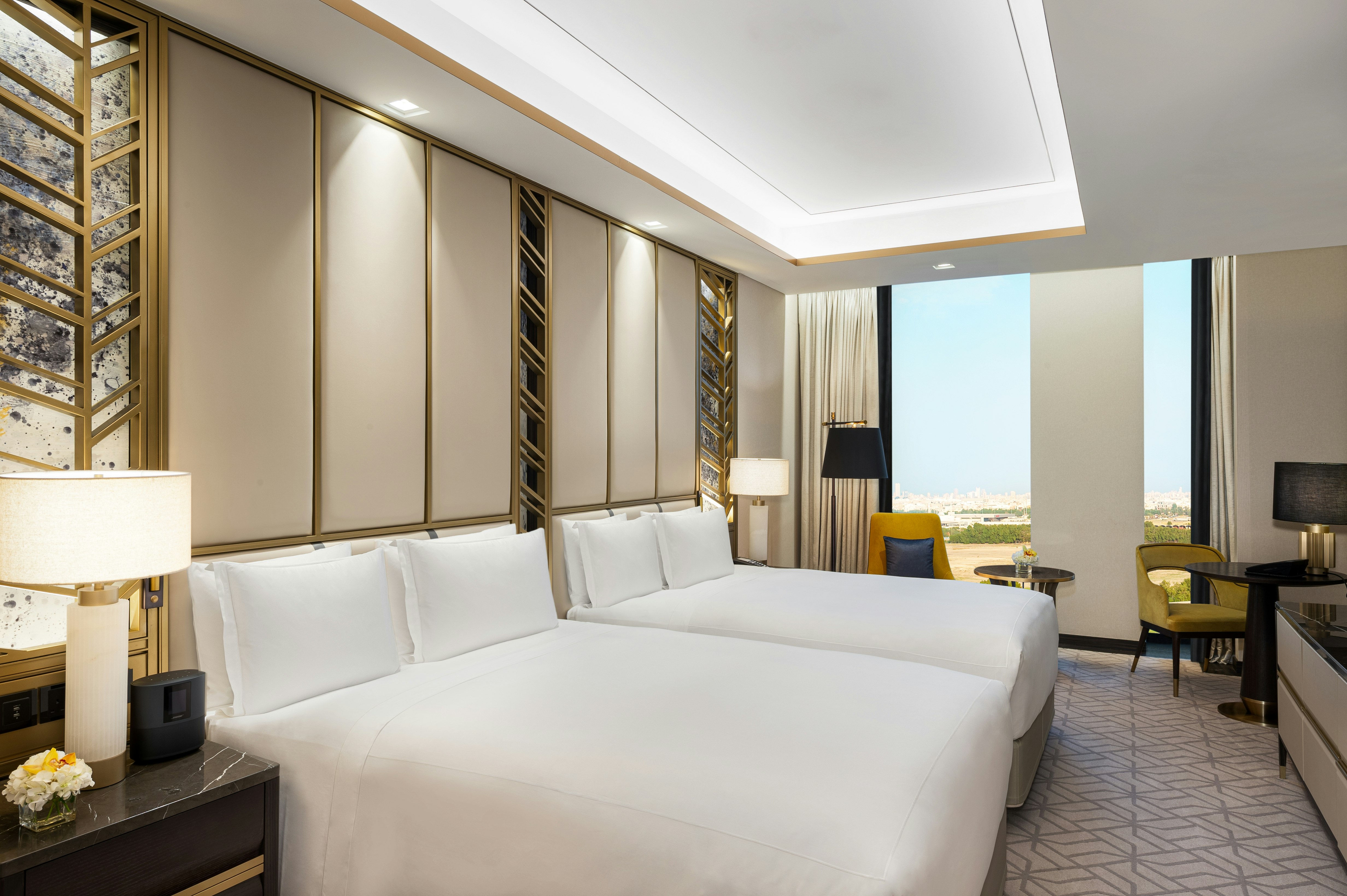 PRESIDENTIAL, SUITE