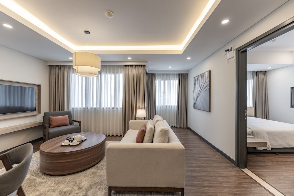 Garden View Court Serviced Apartments 32/50