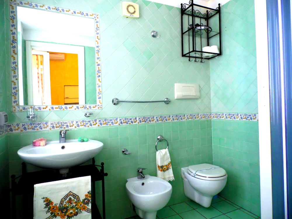 Bed And Breakfast Dimora Carlo Iii 17/43