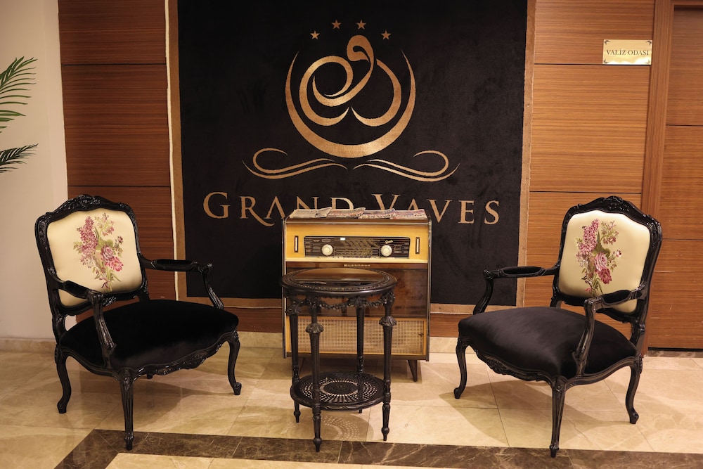 Grand Vaves Hotel 5/58