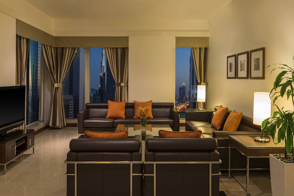 Four Points by Sheraton Sheikh Zayed Road 30/46