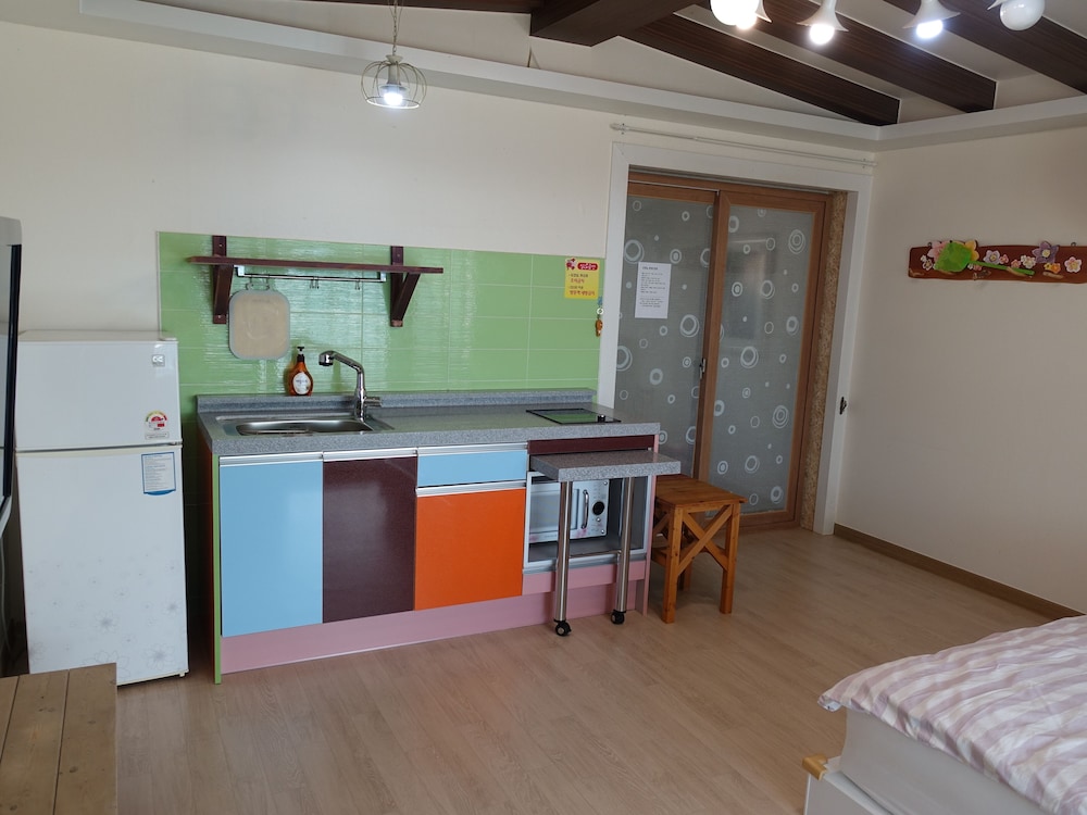 Good Relation Villa 6/51