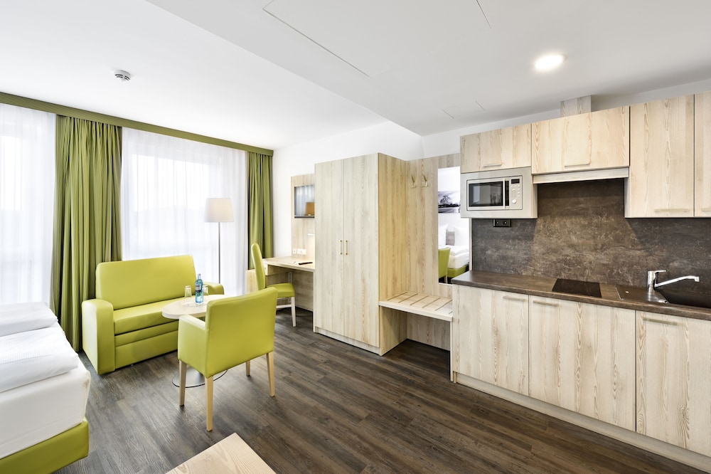 Novina Sleep Inn Herzogenaurach 21/39