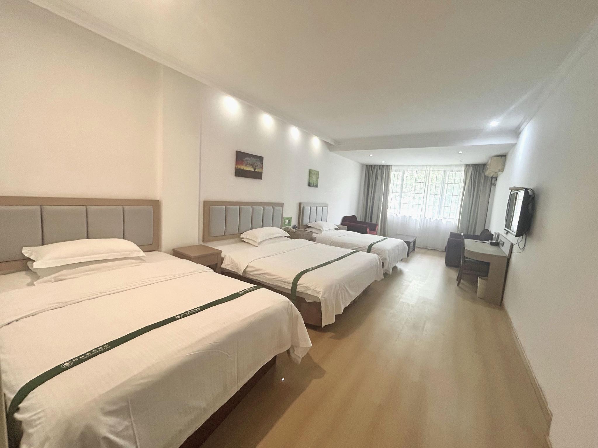 Guest Room, Triple