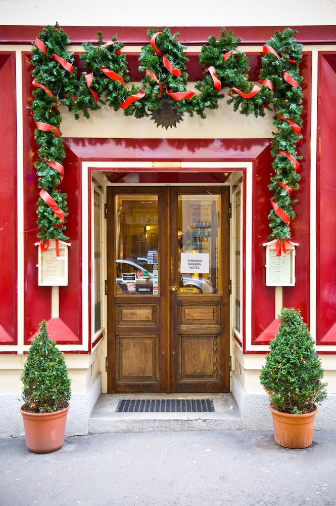 Graben Hotel Vienna 12/67
