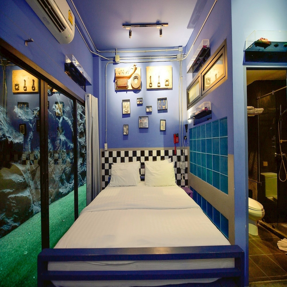 Collection O Jasaen Stylish Boutique Hotel 46/54