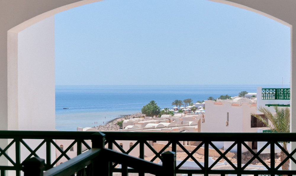 Coral Beach Resort Montazah 38/50