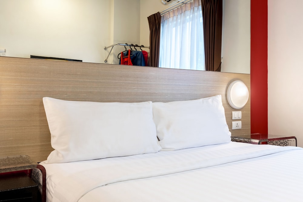 Easy Planet Pattaya 40/54