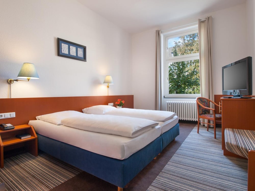 Trip Inn Hotel Schumann 33/64
