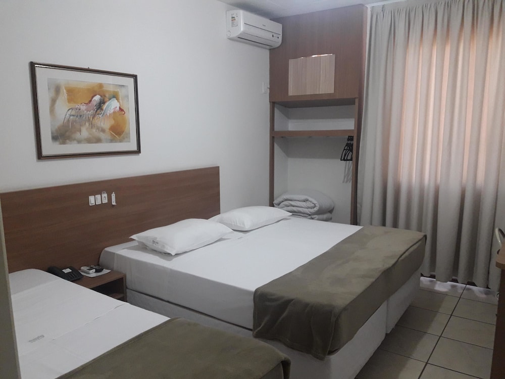 Hotel Vivendas Centro 8/35