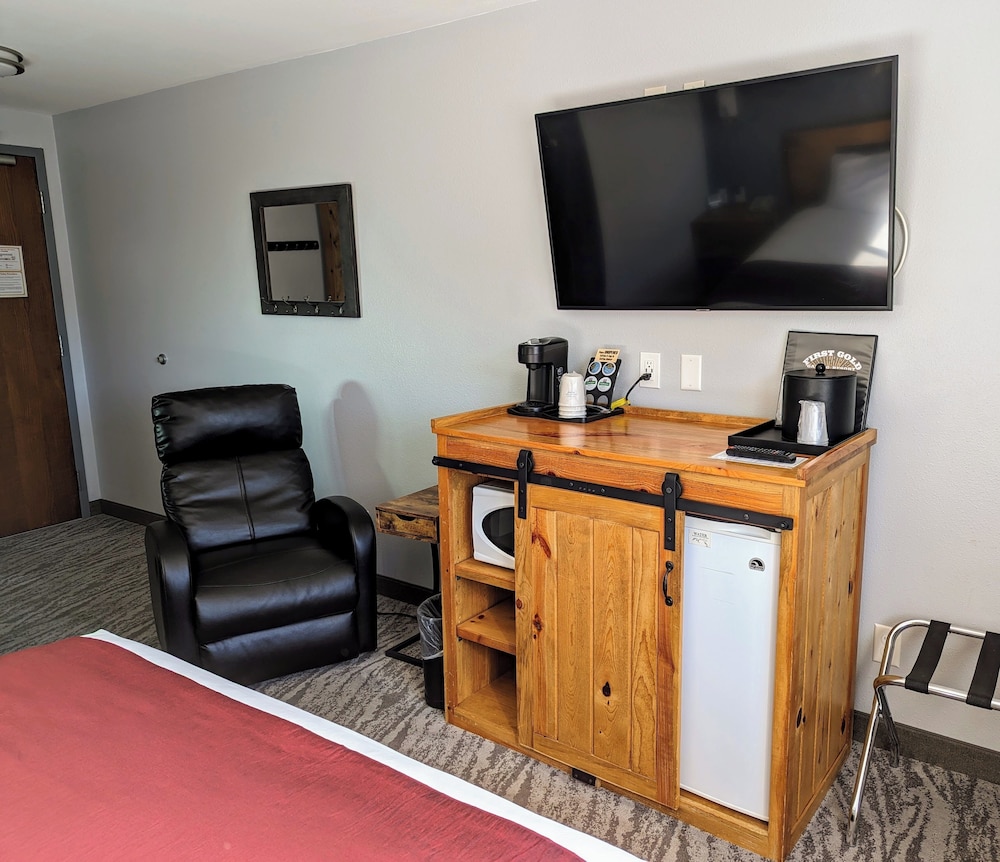 First Gold Hotel Suites Gaming 49/58