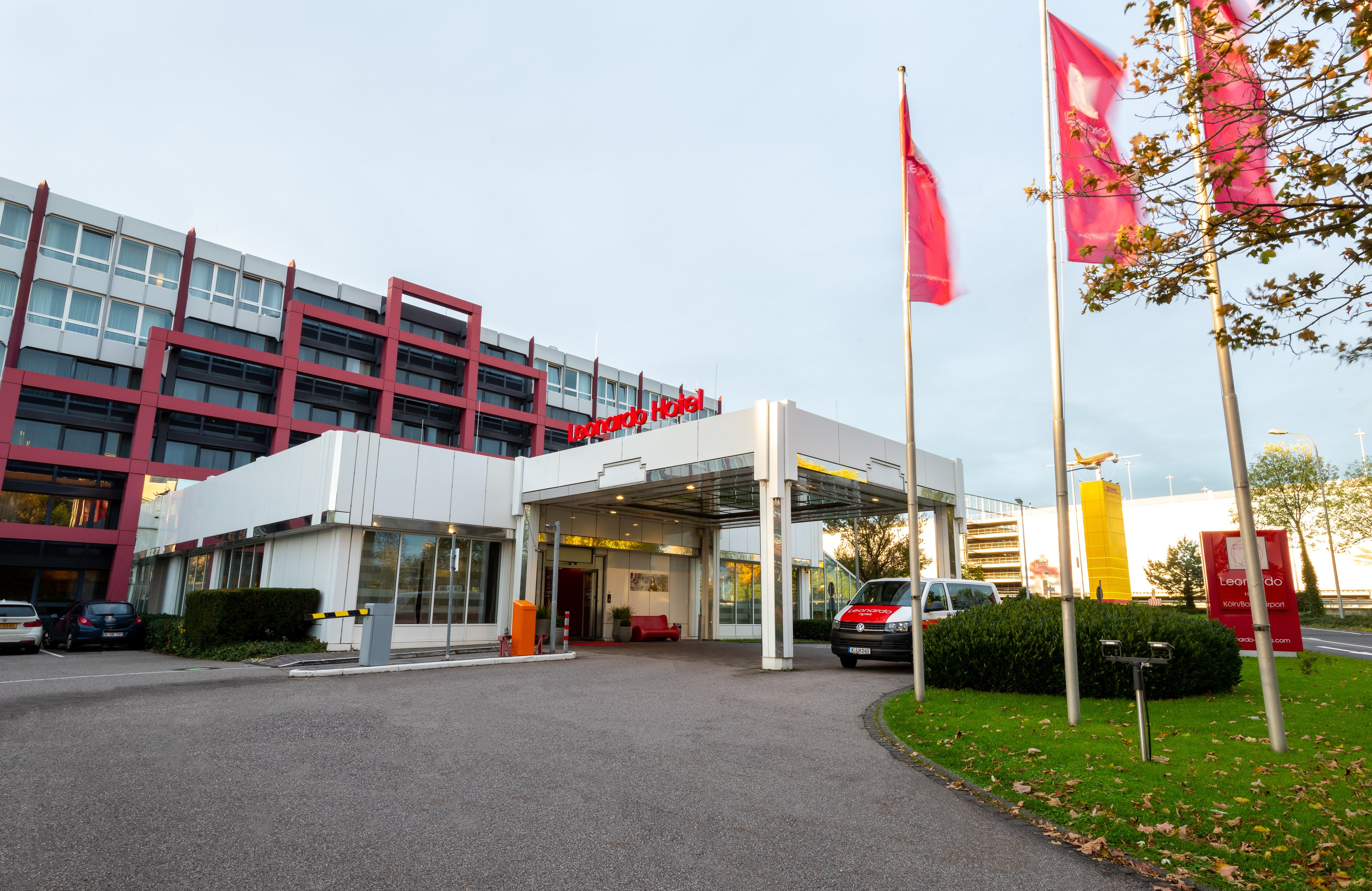 LEONARDO HOTEL KOLN BONN AIRPORT 56/57