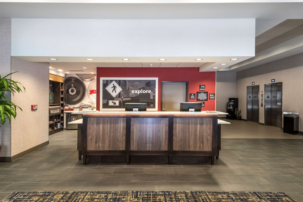 Hampton Inn & Suites Tulsa Downtown Ok 9/55