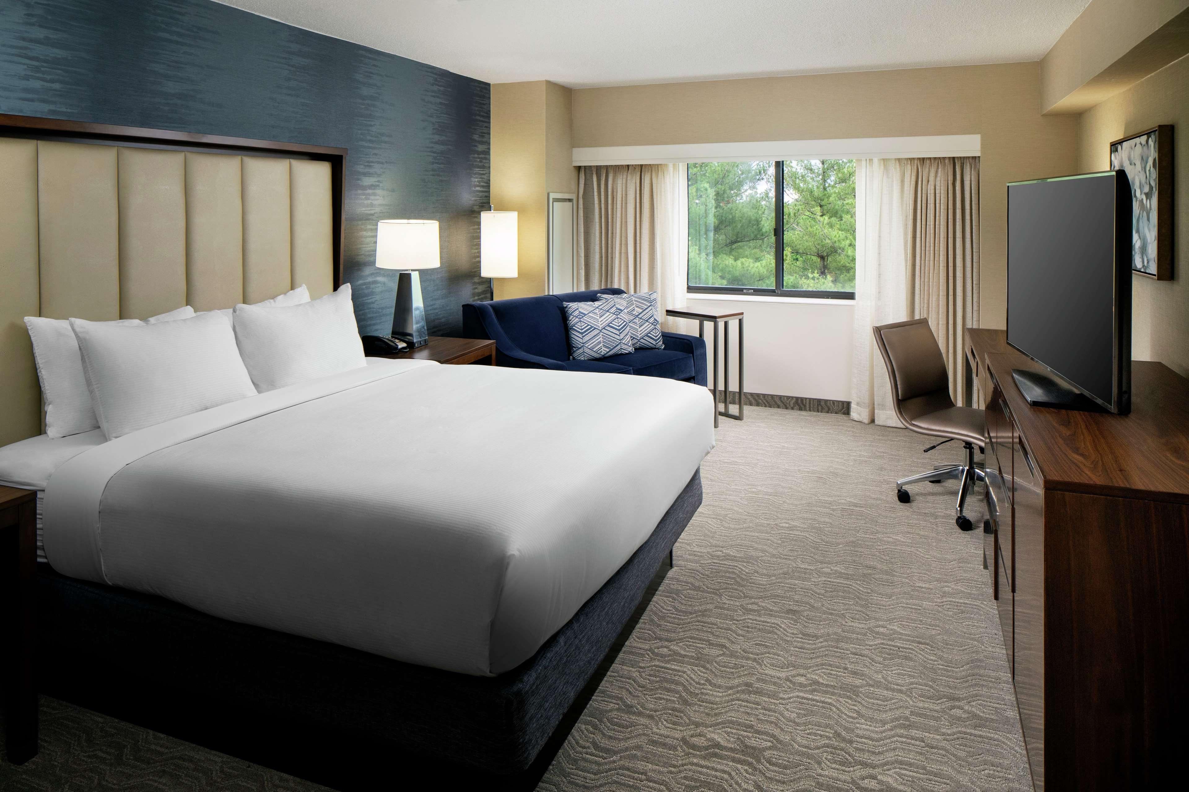 Room at DoubleTree by Hilton Nashua, NASHUA - NH