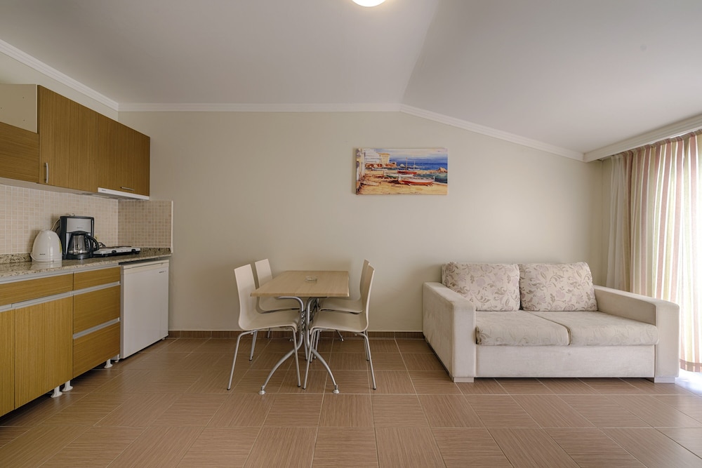 Akalia Suite Hotel and Spa 15/37