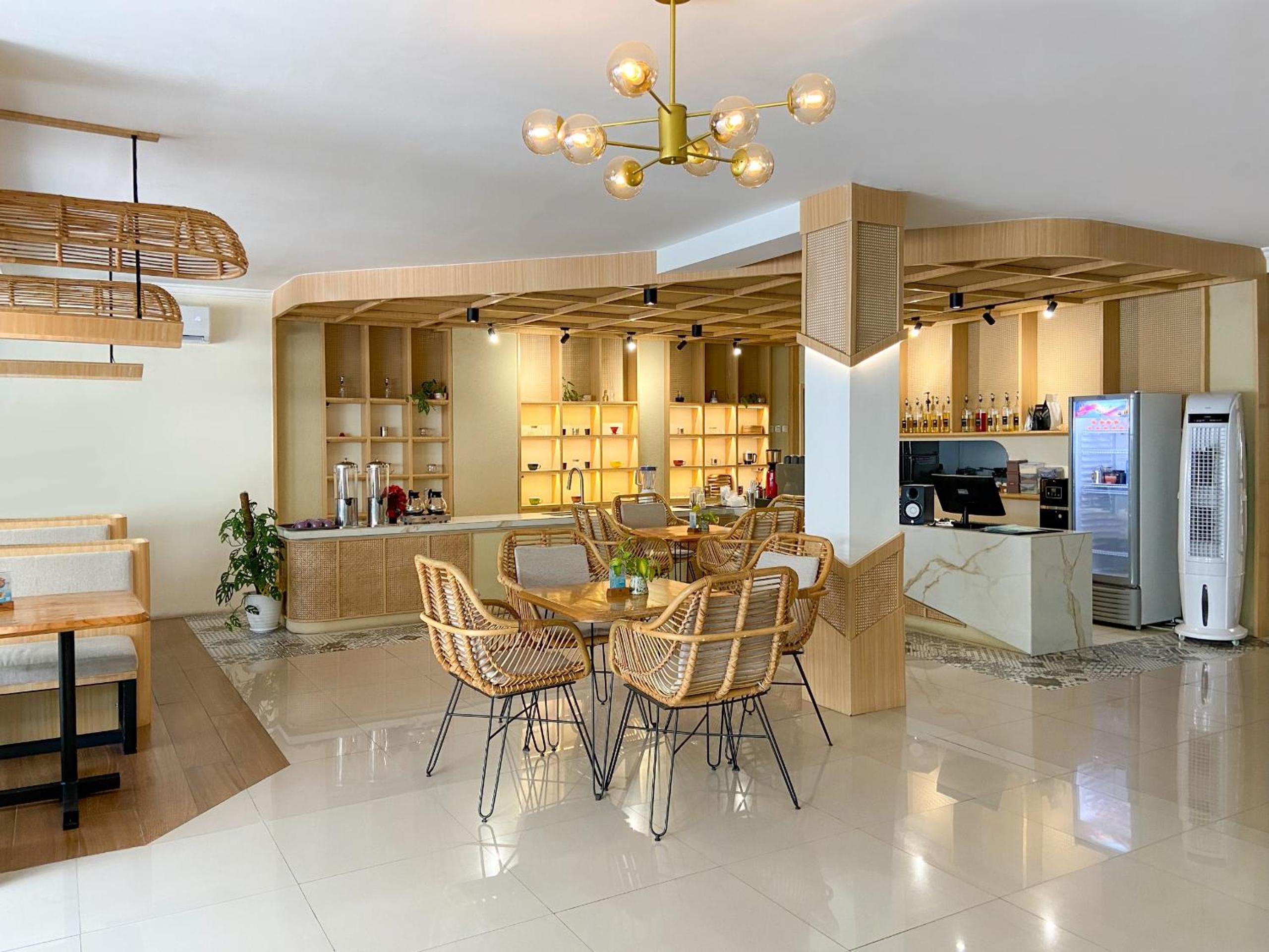 Masri Living by Daphna Management 34/38