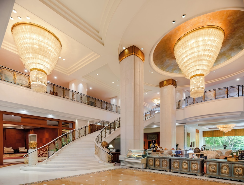 Hotel Shanghai Hongqiao - Handwritten Collection 8/50