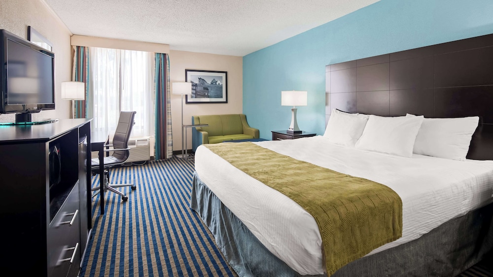 Standard, King Bed, Accessible