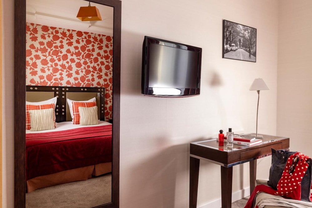 Le 46 Hotel 51/70