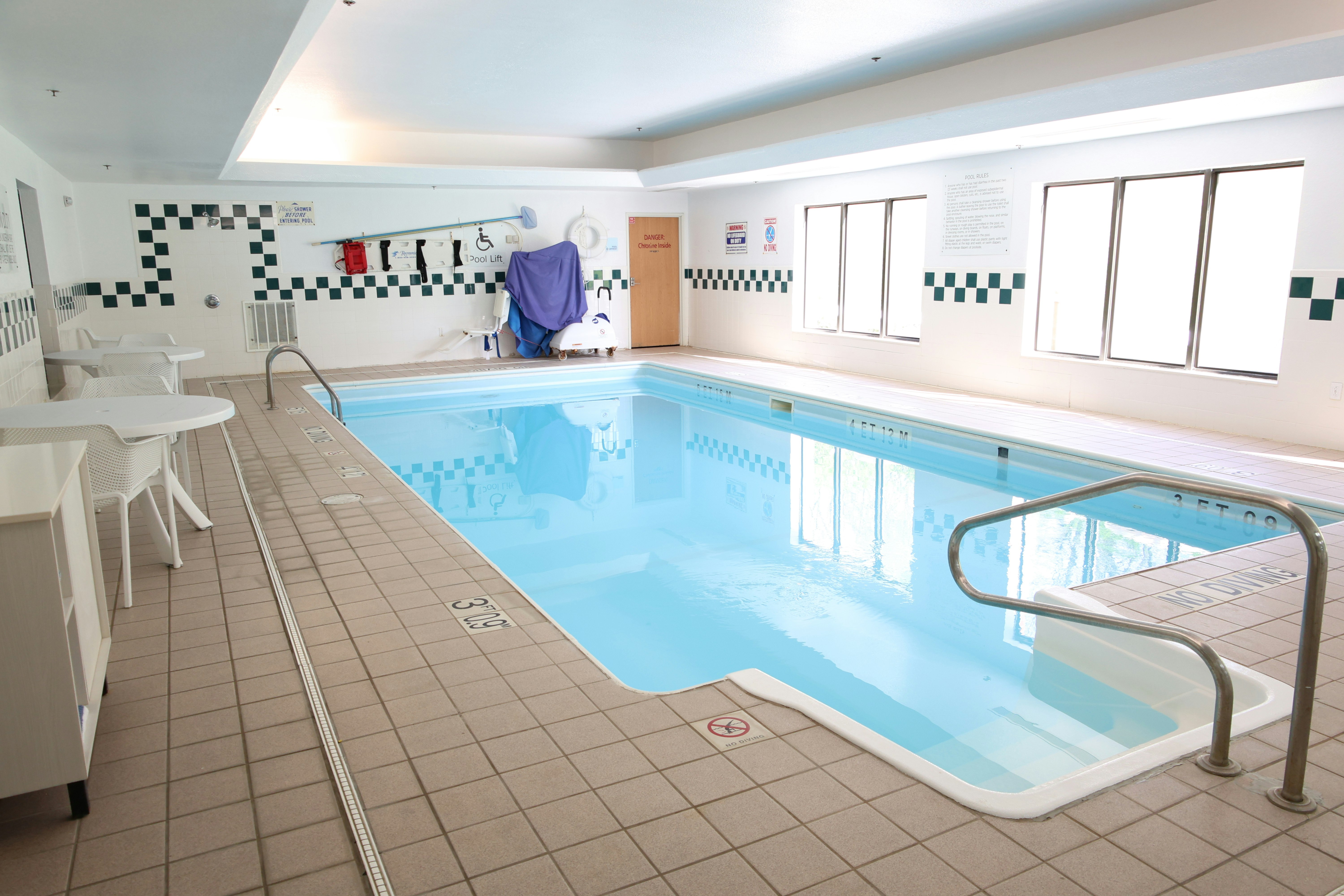 Holiday Inn Express Hotel Suites Logansport 46/70