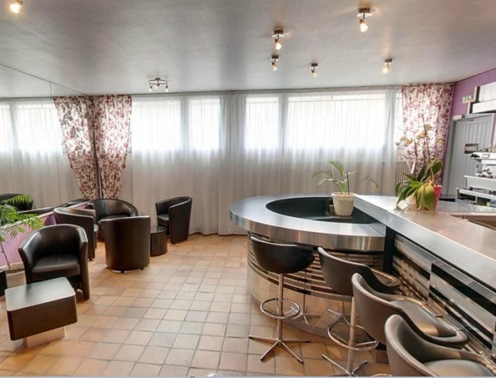Brit Hotel Cahors Le France 48/61