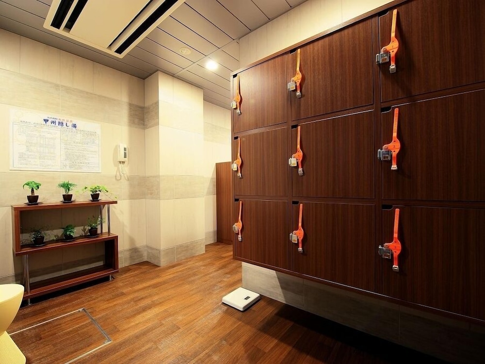 Super Hotel Kofu Showa Inter 11/50