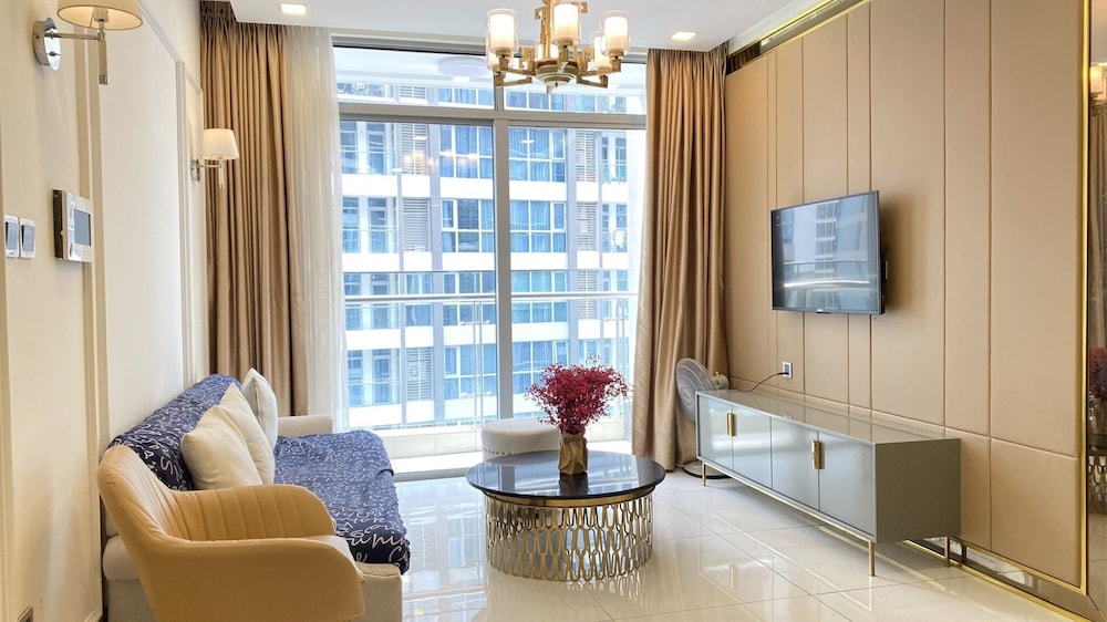 Homes By Christine Vinhomes Central Park 28/50