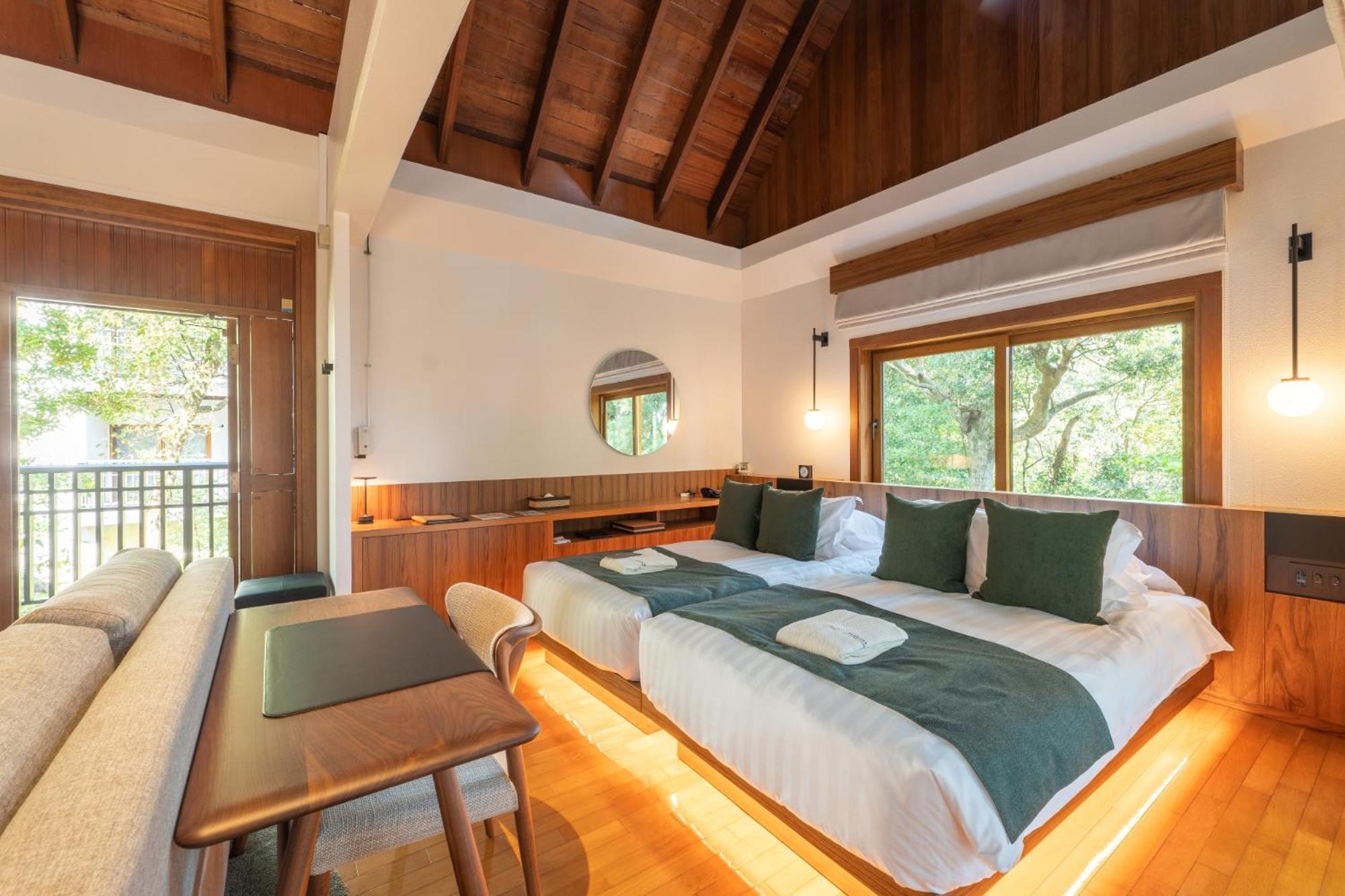 Villa, Forest View