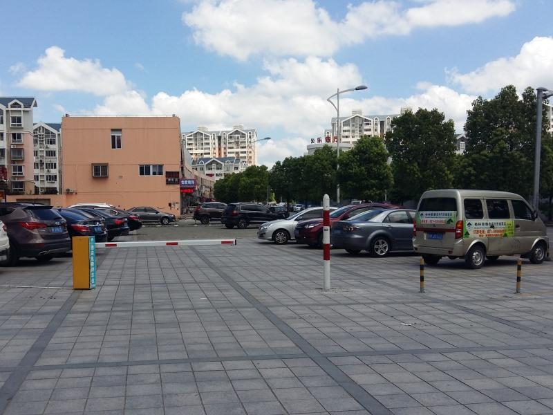 GreenTree Inn Shanghai Jiading Anting Motor City Express Hotel 33/35