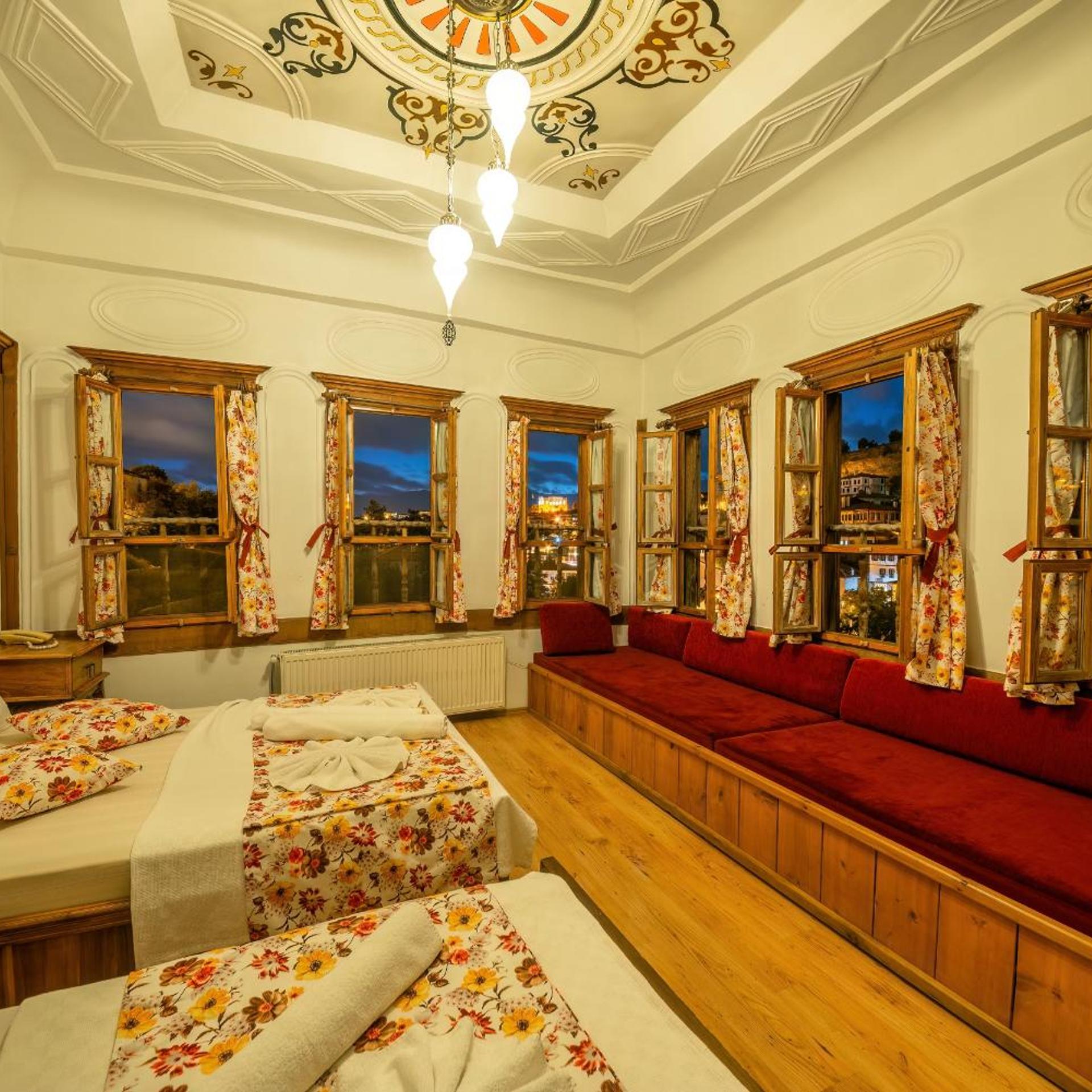 Cesmeli Konak Hotel 8/55