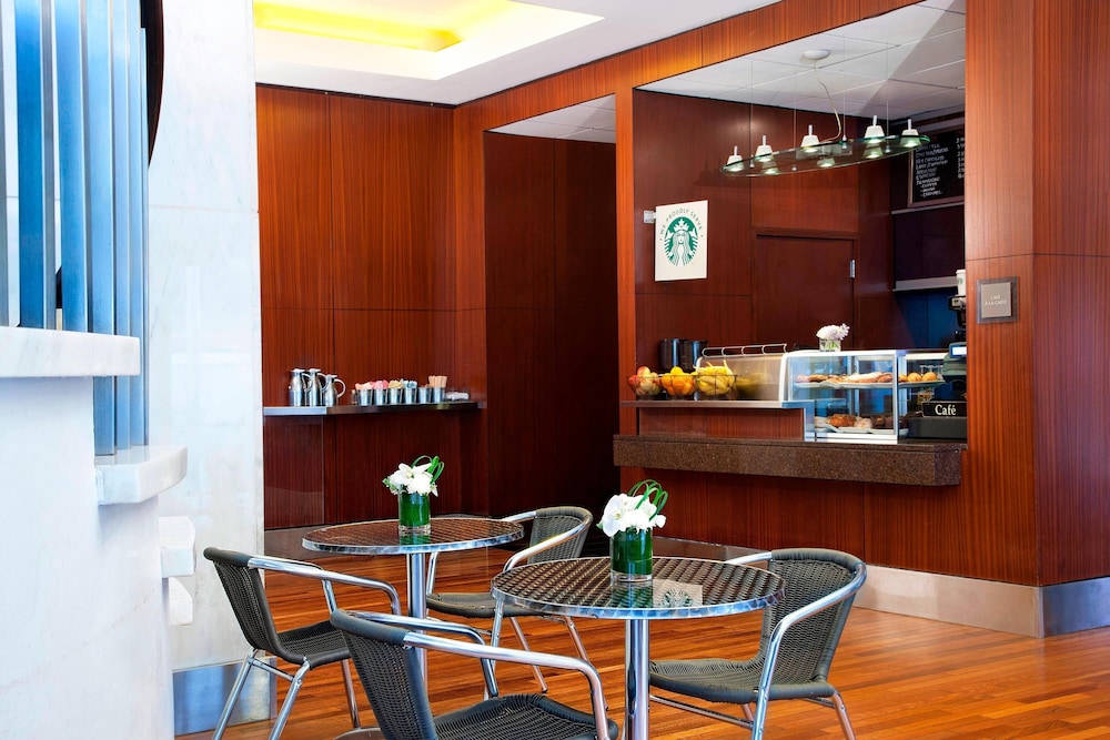 WESTIN MICHIGAN AVENUE 37/58