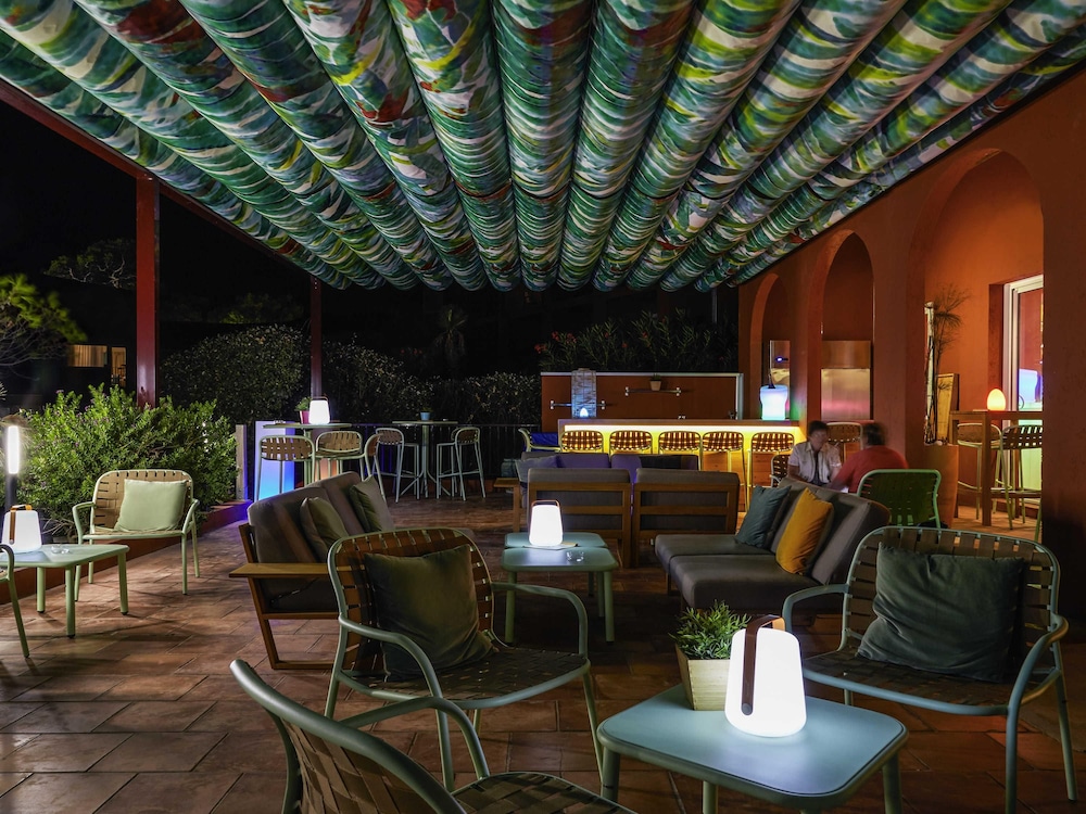 Ibis Hyeres Plage Thalassa 46/68