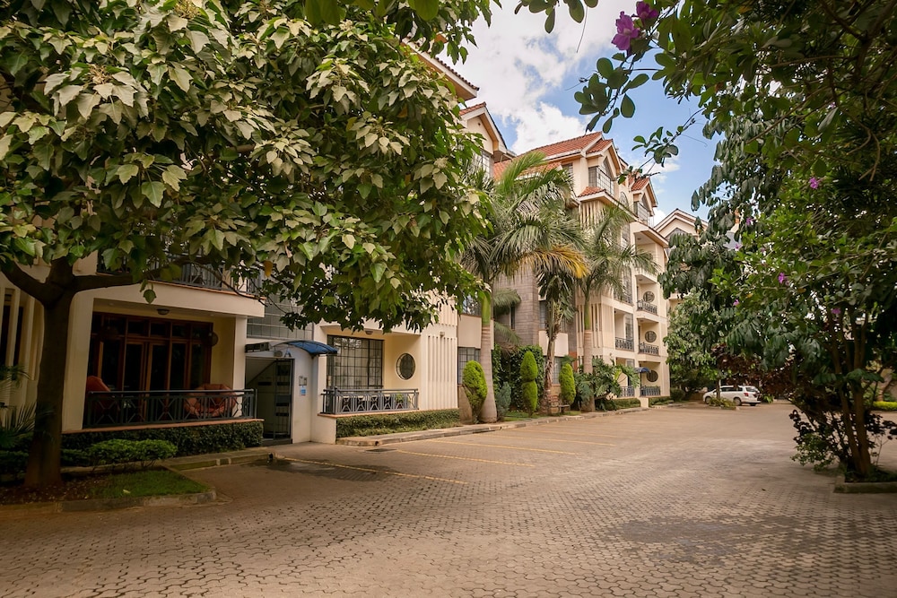 Meltonia Luxury Suites 39/50