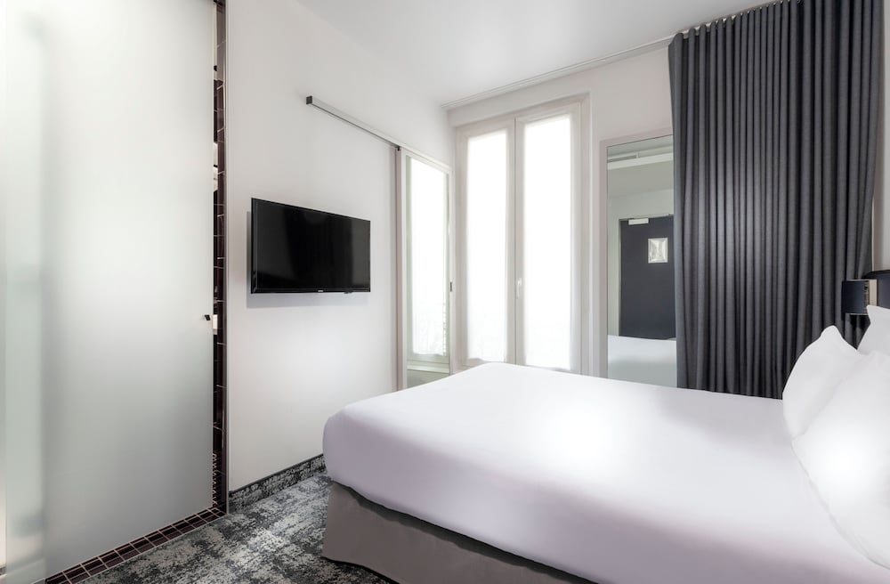 COMFORT, DOUBLE BED