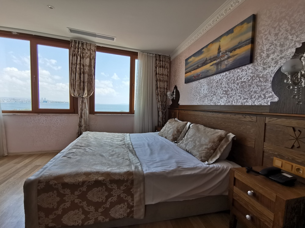 Perapolis Hotel 28/66
