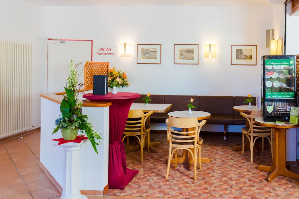 Hotel Montana Lauenau 27/38
