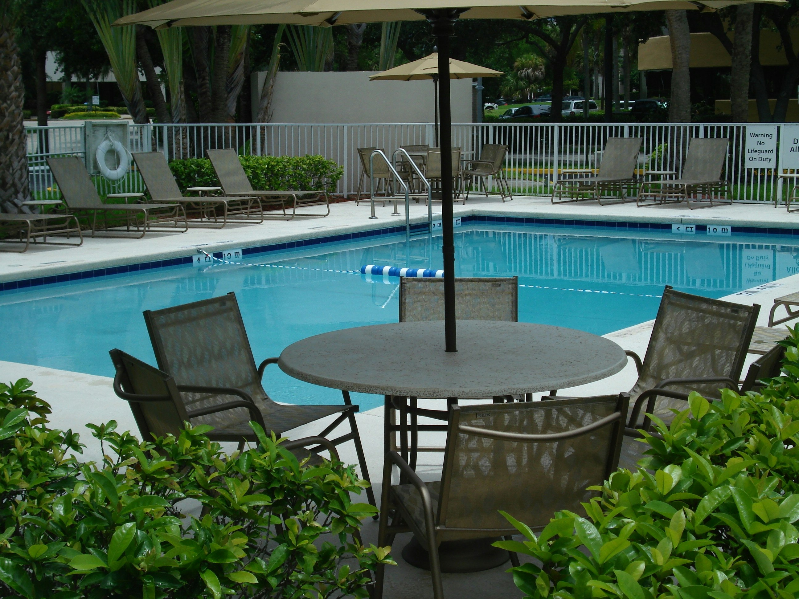 Holiday Inn Express Hotel Suites Ft Lauderdale N Exec Airport 72/76