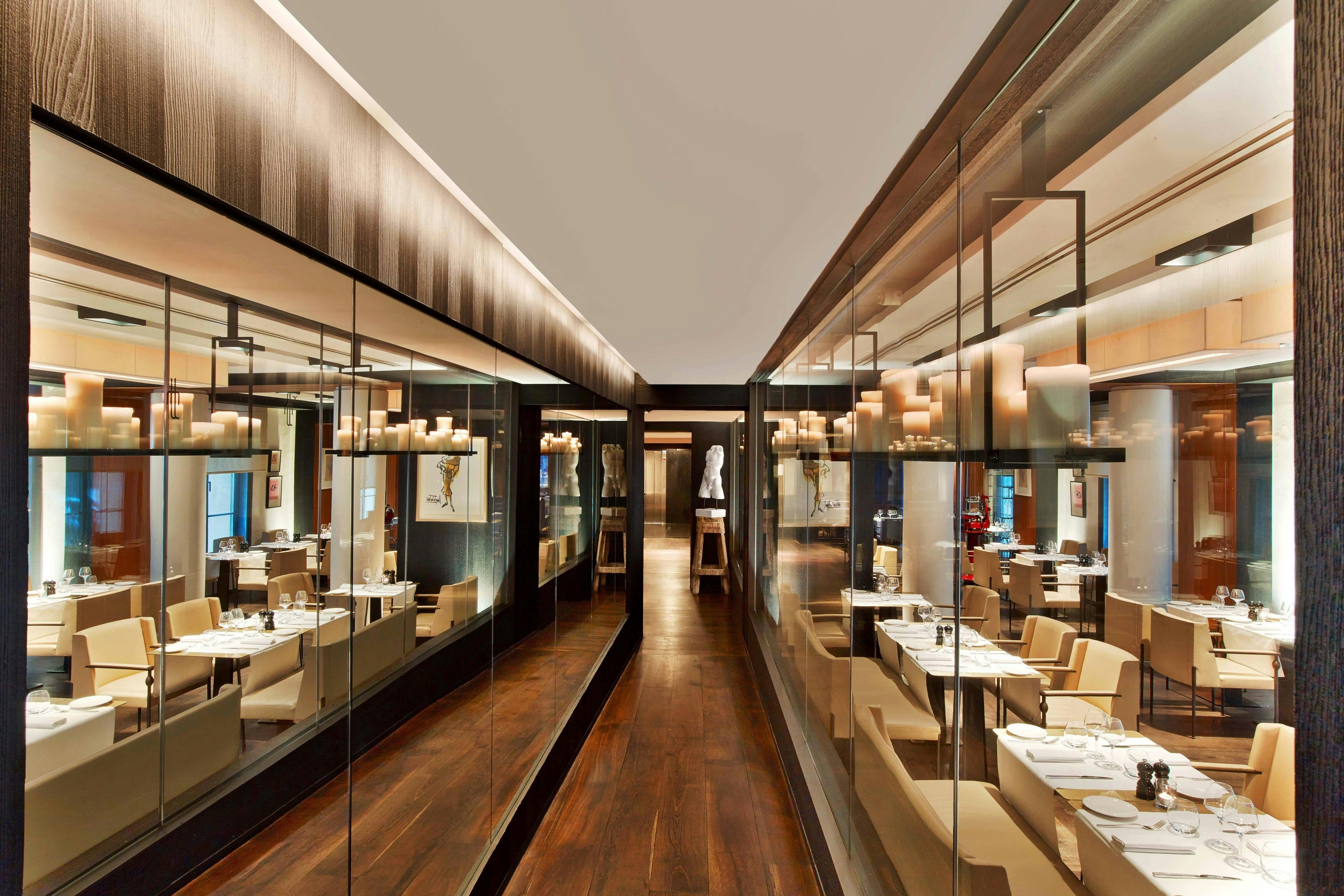 Le Metropolitan Paris Tour Eiffel, a Tribute Portfolio Hotel 12/16