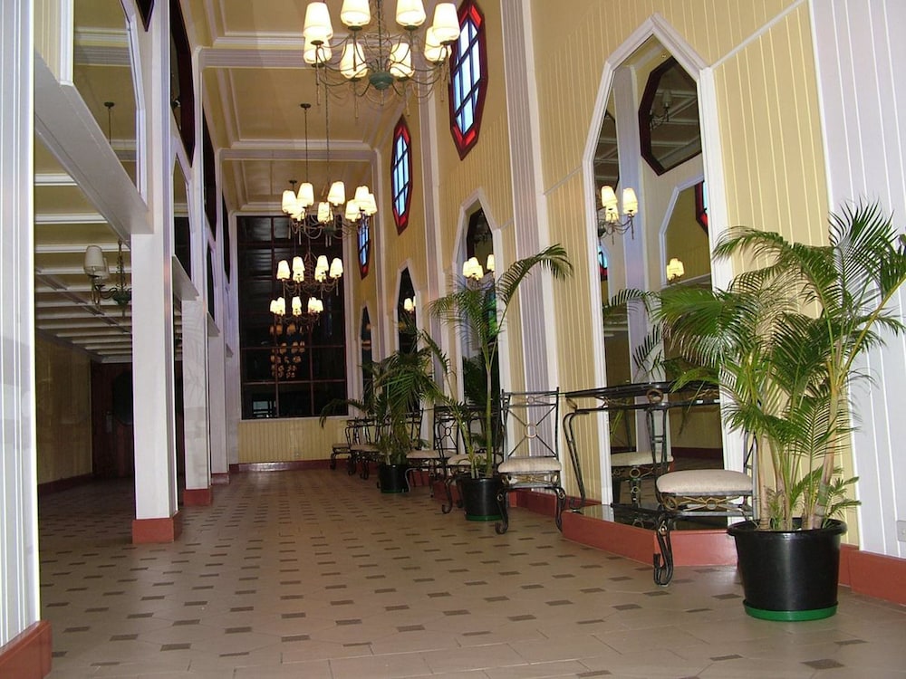 Southern Cross Hotel Fiji 50/57