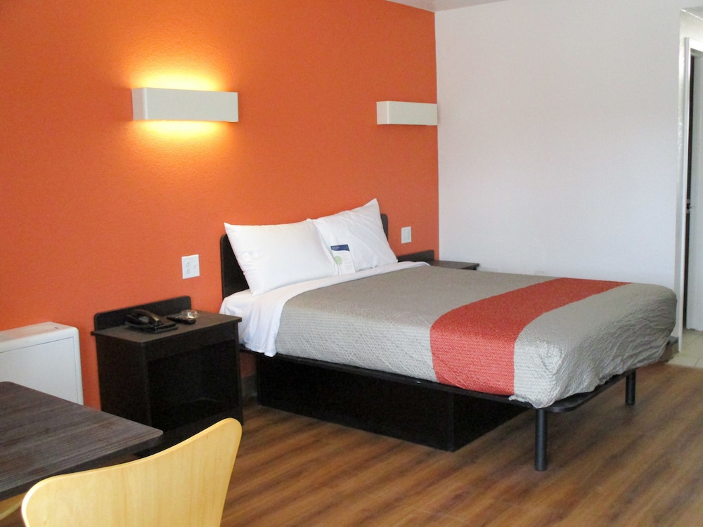 Motel6 Schenectady, NY 24/49