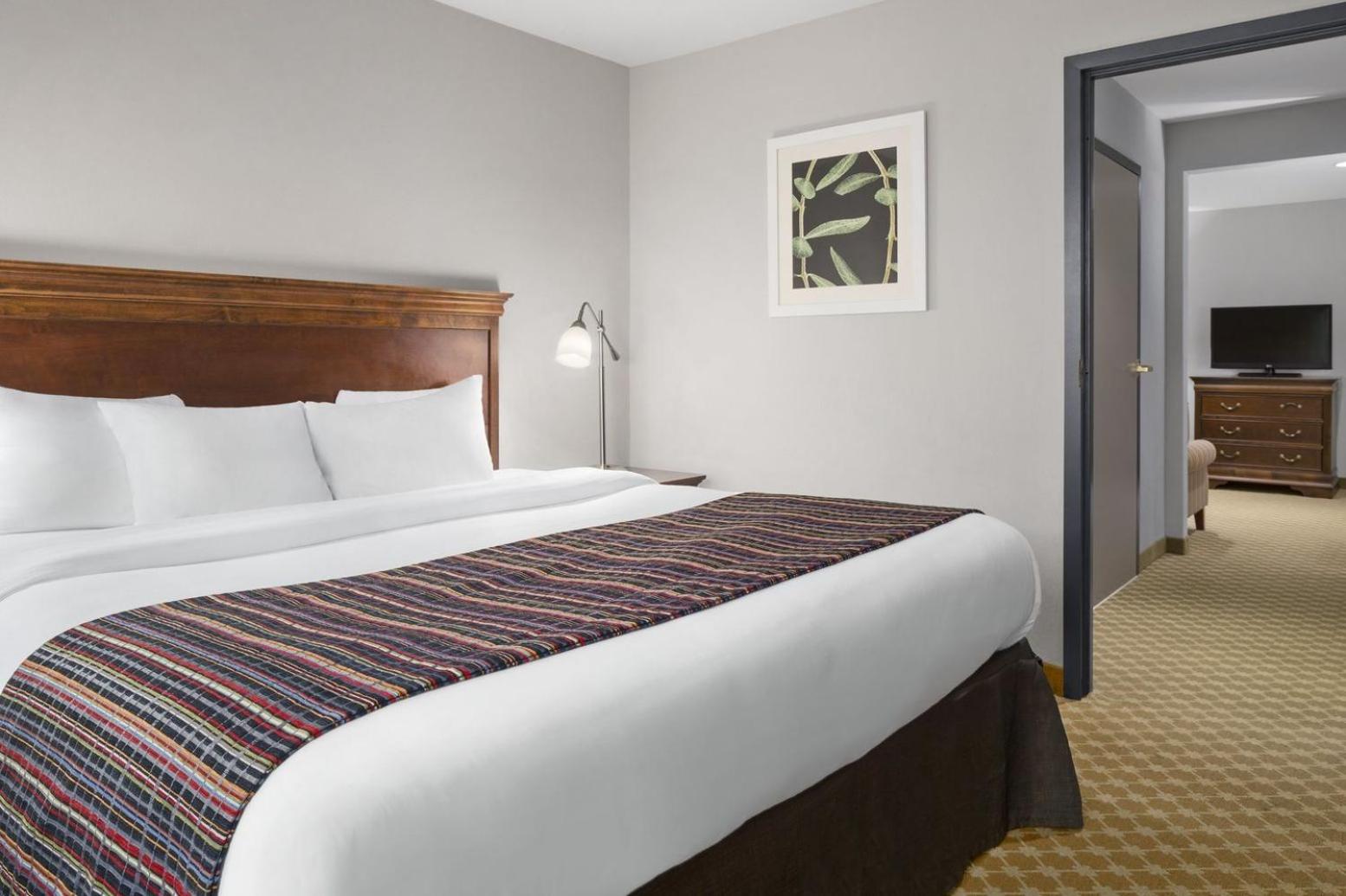 1 Bedroom, Suite, King Bed