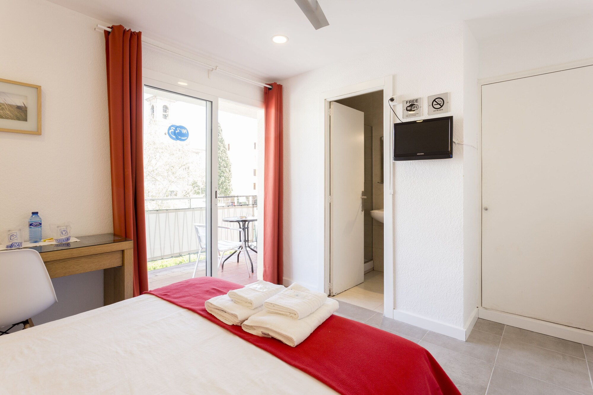 ROOM, DOUBLE BED, BALCONY