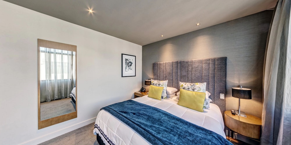 Distinction Dunedin Hotel 28/65