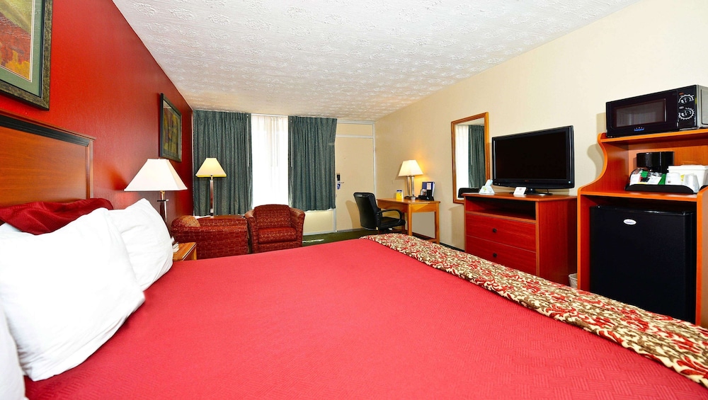 Hotel Red Rose by Townhouse Covington I-64 14/56