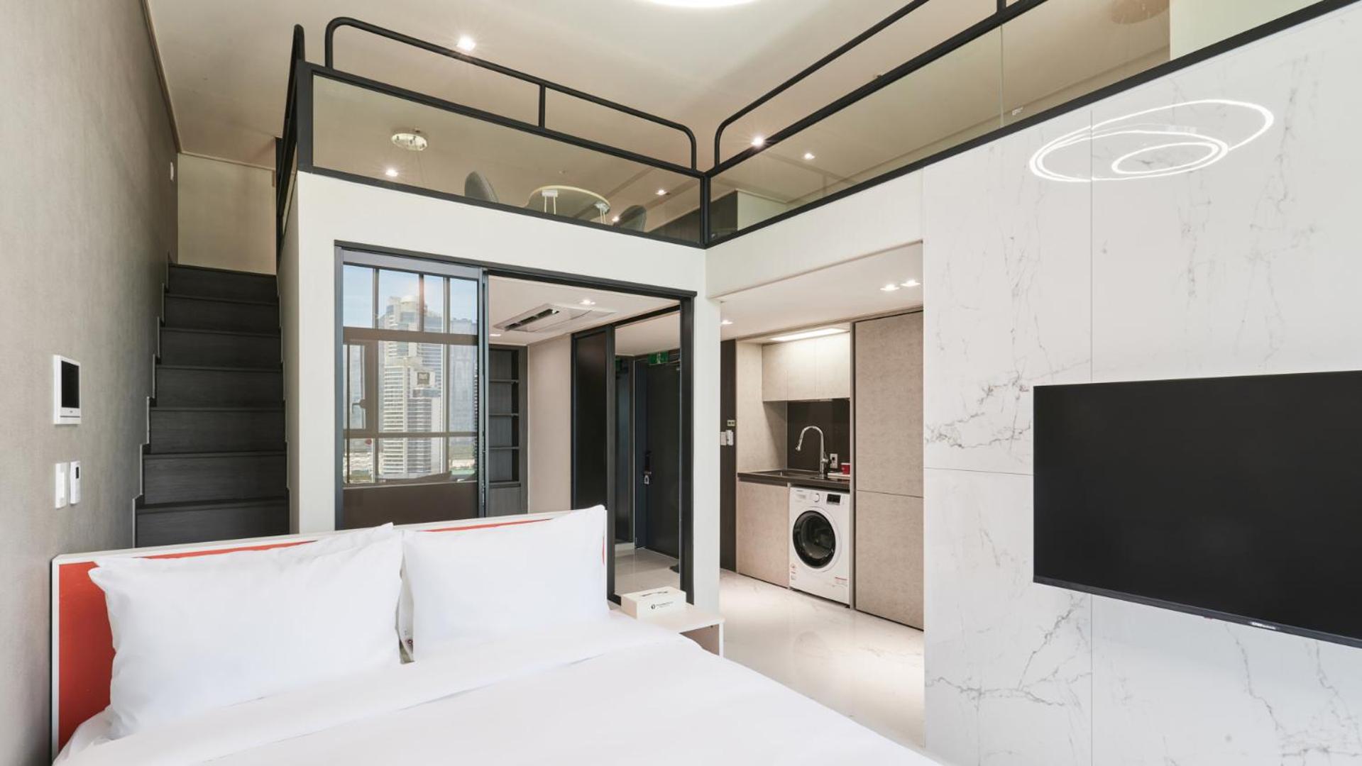 Duplex, Ocean, Premier, Futon Bed, Double Bed